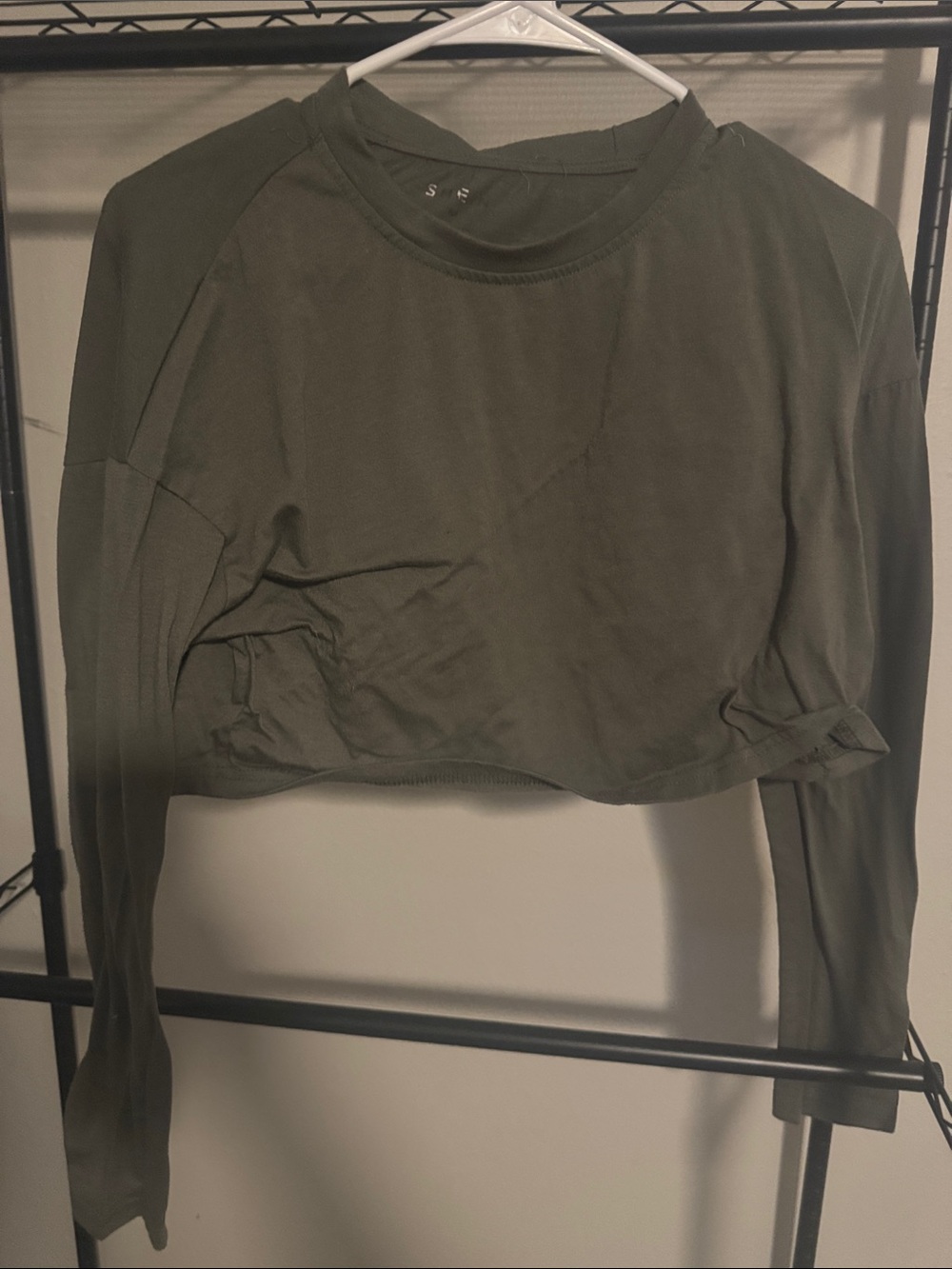 SHEIN Olive Cropped Long-Sleeve Crew Top